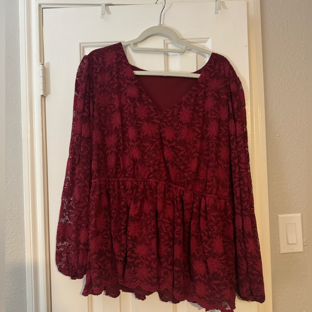 Maurice’s Red Wine lace long sleeve sheer arm peplum top plus 2x - Picture 2 of 7